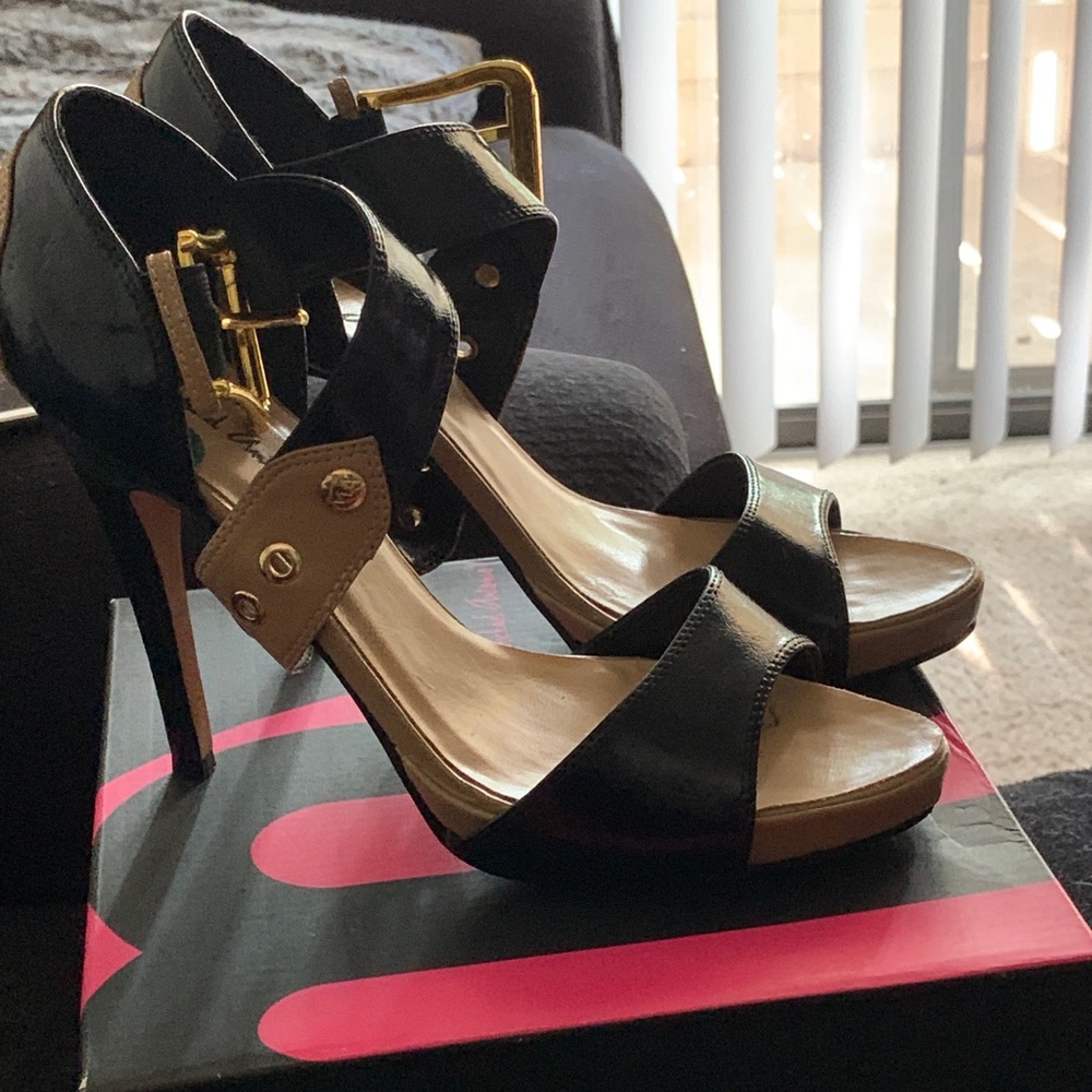 Micheal Antonio heels